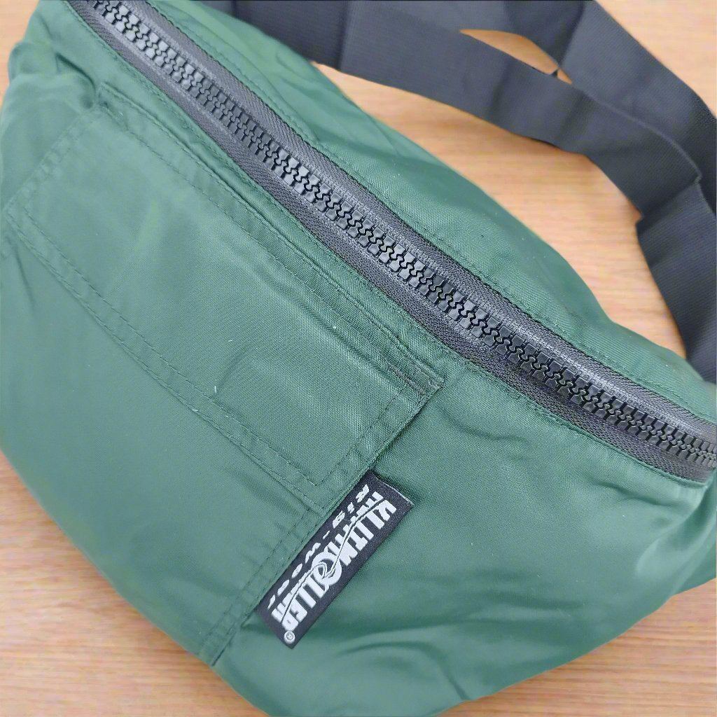 BUMBAG bomber jacket no. 119 Bottle green