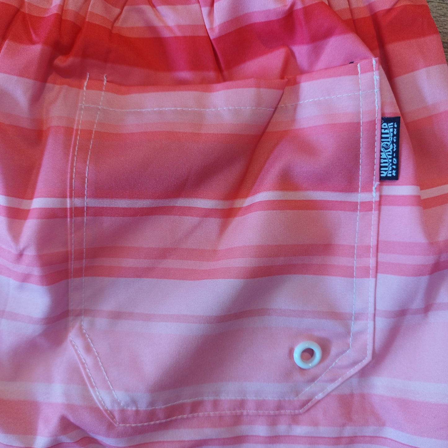 PINK LINES BADEHORTS